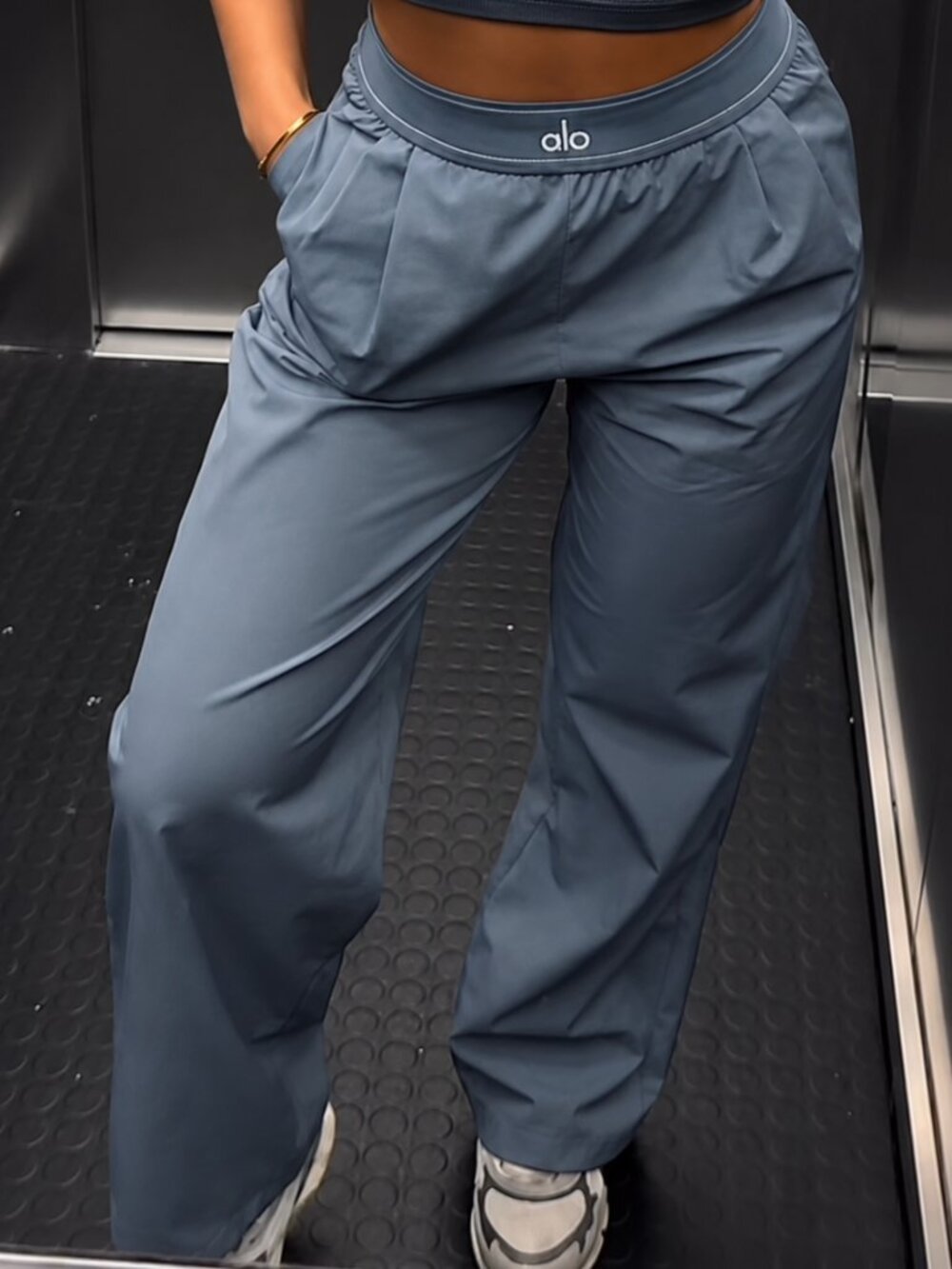 NWT ALO Yoga Steel Grey Suit Pants - High Waist Straight Leg 🤍 Regular Length - Picture 1 of 8